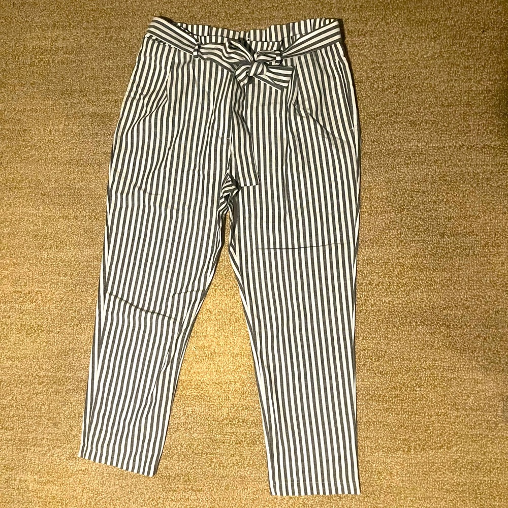 Striped linen-like pants